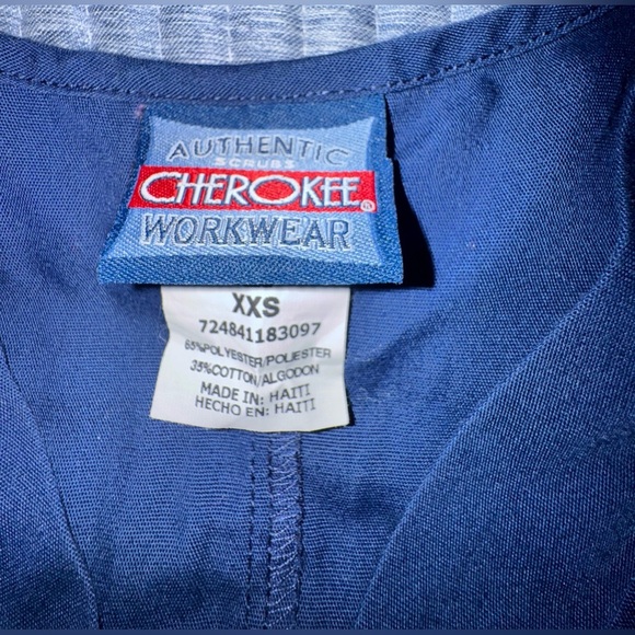Set 2 Cherokee Workwear Navy Blue Scrubs Top,women unisex Size XXS - Picture 5 of 7